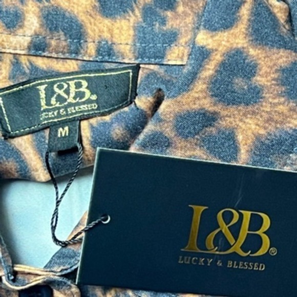 L&B Lucky & Blessed Leopard Print Brown Black Button Down Shirt Size M New - Picture 7 of 9